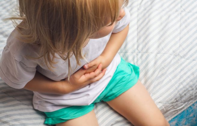 Co może być powodem bólu brzucha u dziecka