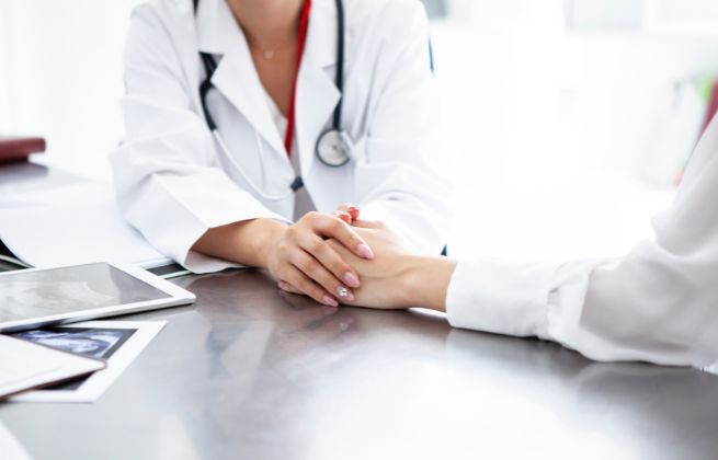 W jaki sposób przeprowadza się badania genetyczne po poronieniach