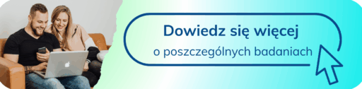 Para przeglądająca informacje o badaniach genetycznych na laptopie – baner „Dowiedz się więcej o poszczególnych badaniach”.
